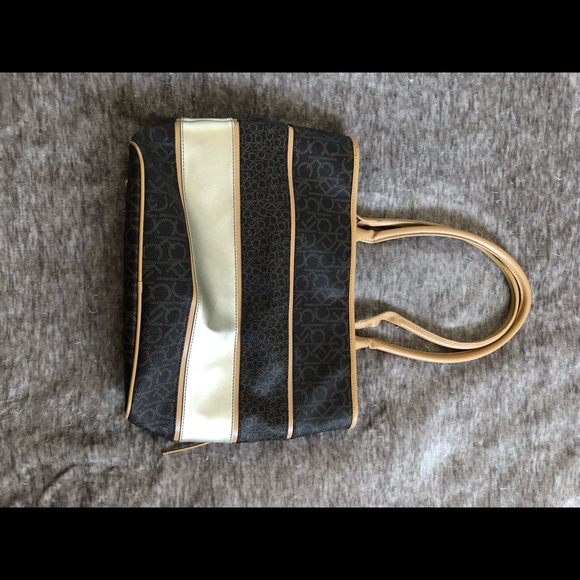 Calvin Klein bag - Picture 2 of 7